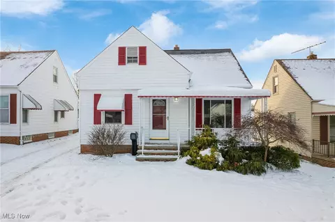 7431 Taunton Ave, Brooklyn, OH 44144