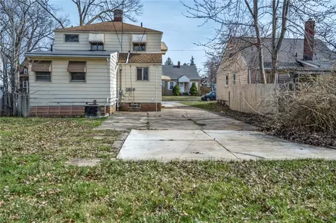 784 E 236th St, Euclid, OH 44123 photo 37