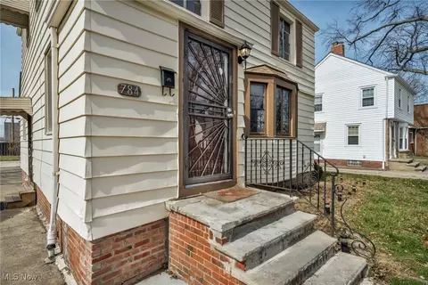784 E 236th St, Euclid, OH 44123 photo 7