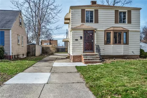 784 E 236th St, Euclid, OH 44123 photo 5