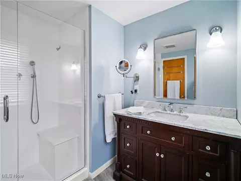816 Washington Ave, Elyria, OH 44035 photo 23