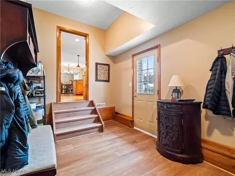 816 Washington Ave, Elyria, OH 44035 photo 18