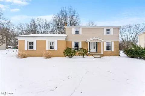 7115 Harrington Ave, Youngstown, OH 44512