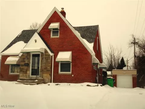 11911 Granger Rd, Garfield Heights, OH 44125