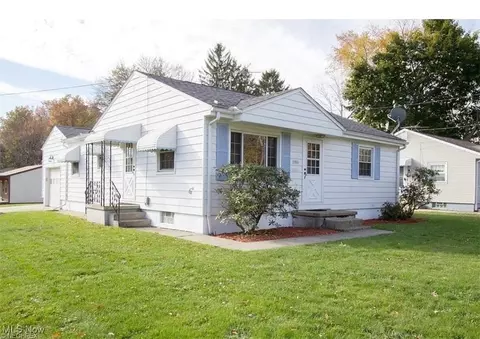 3580 Mogadore Rd, Mogadore, OH 44260