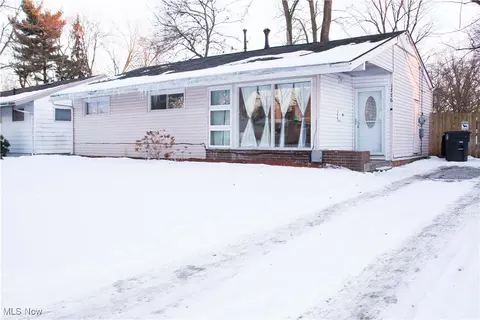 1776 Wakefield Dr, Akron, OH 44320