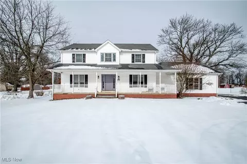 4744 Kennedy Rd, Lowellville, OH 44436