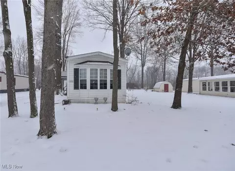 1229 Columbiana Lisbon Rd #15, Columbiana, OH 44408