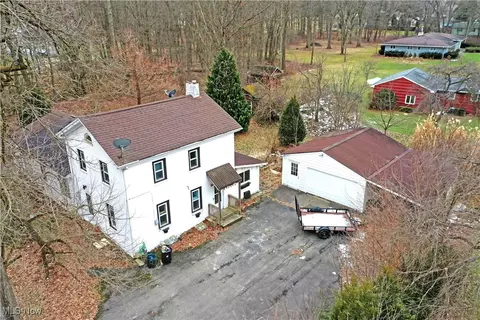2352 W River Rd, Newton Falls, OH 44444
