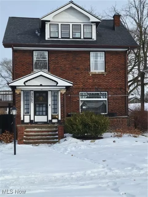 3465 West Blvd, Cleveland, OH 44111