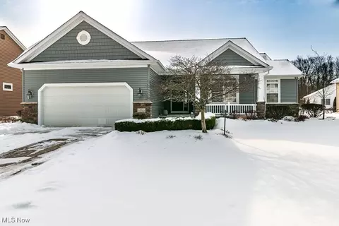38740 Edward Walsh Dr, Willoughby, OH 44094
