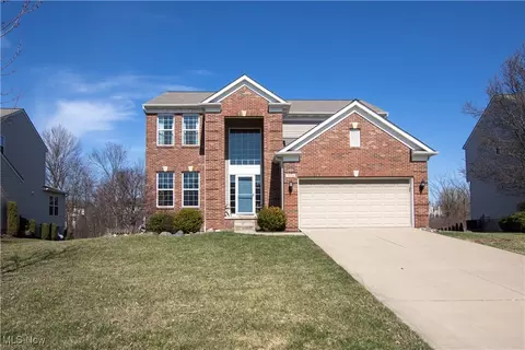 5171 Kenton Ln, Brunswick, OH 44212