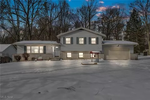 149 Parker Ln, Tallmadge, OH 44278