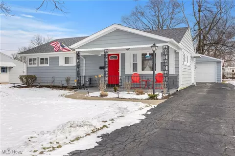 4011 Norfolk Ave, Lorain, OH 44055