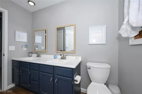 118 Lethbridge Cir, Akron, OH 44321 photo 23