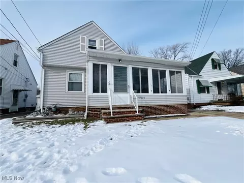 30009 Elgin Rd, Wickliffe, OH 44092