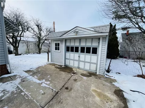 30009 Elgin Rd, Wickliffe, OH 44092 photo 44