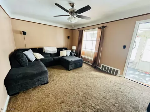 30009 Elgin Rd, Wickliffe, OH 44092 photo 15