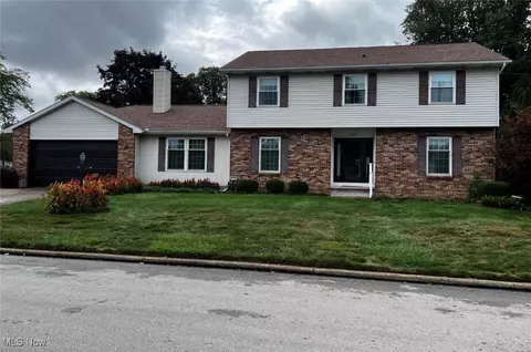 2314 Plum Brook Cir, Sandusky, OH 44870