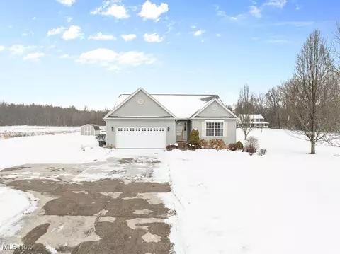 8544 Yale Rd, Rootstown, OH 44272
