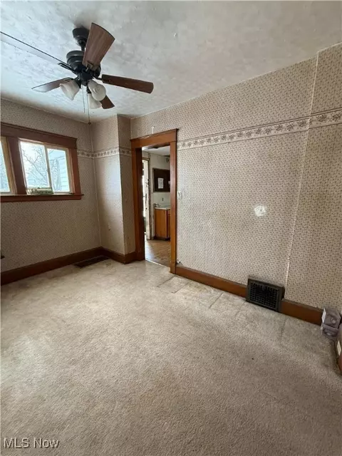4720 Topper Ave, Ashtabula, OH 44004 photo 8