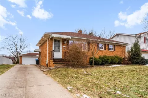 2735 Hetzel Dr, Parma, OH 44134 photo 25