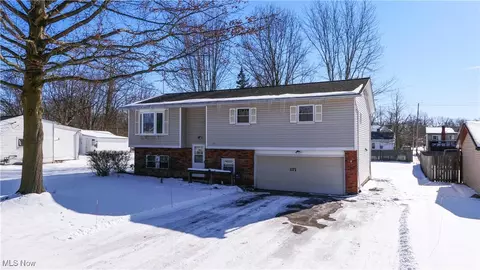 1171 Moneta Ave, Aurora, OH 44202