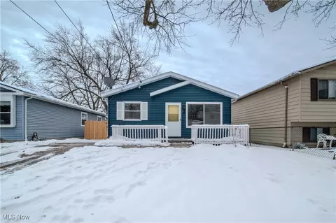 988 Jean Ave, Akron, OH 44310