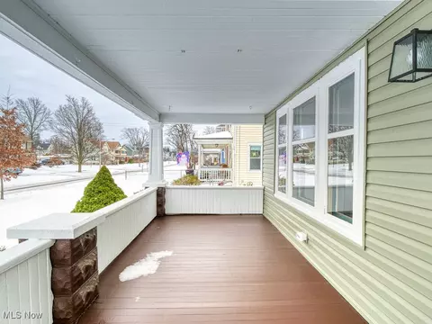 147 Cornell Ave, Elyria, OH 44035 photo 3
