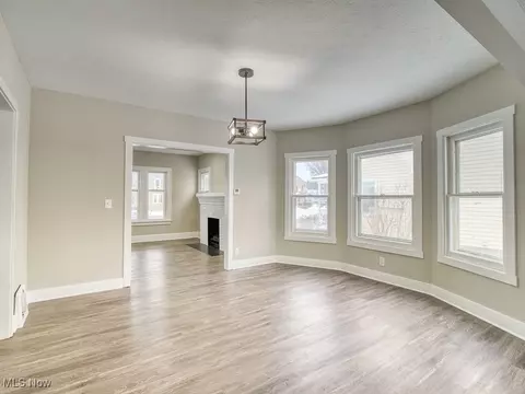 147 Cornell Ave, Elyria, OH 44035 photo 7