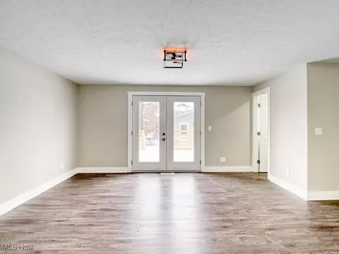 147 Cornell Ave, Elyria, OH 44035 photo 12