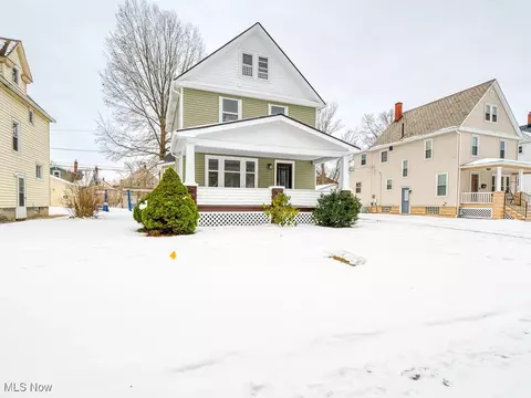 147 Cornell Ave, Elyria, OH 44035 photo 2