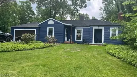 1420 Graham Rd, Silver Lake, OH 44224