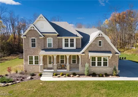 5236 Thursby Rd, North Canton, OH 44720