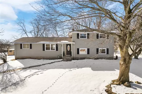 1785 22nd St SW, Massillon, OH 44647