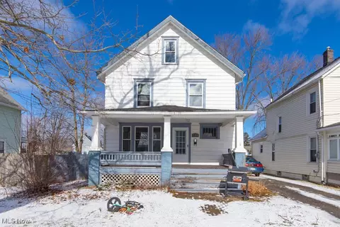 208 W 29th St, Lorain, OH 44055