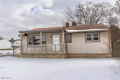 2526 Harmont Ave NE, Canton, OH 44705