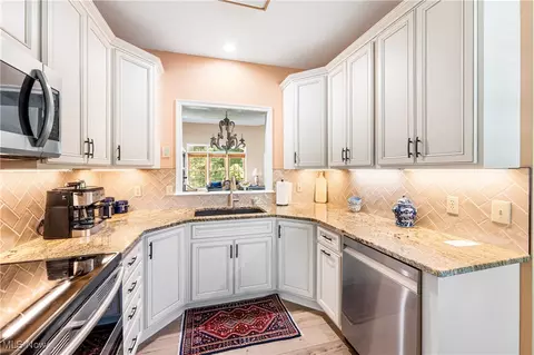 Kitchen - 2444 Charing Cross Rd NW, Canton, OH 44708 photo 4 of 4