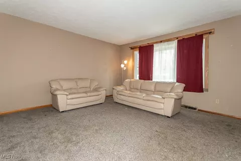 7452 Larkspur Dr, Mentor On The Lake, OH 44060 photo 9