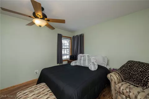Bedroom - 2326 State Route 39 NW, Dover, OH 44622 photo 2 of 3