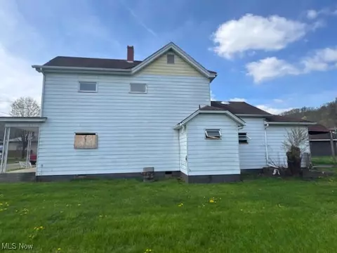 83 Watson St, Dillonvale, OH 43917 photo 2