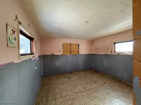 83 Watson St, Dillonvale, OH 43917 photo 12
