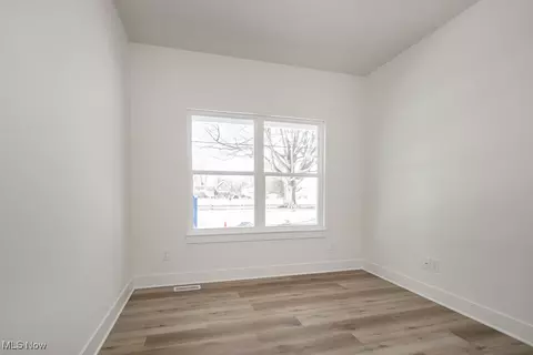 4149 Lyons Ave, Willoughby, OH 44094 photo 13