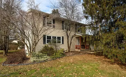 3305 Edington Rd, Fairlawn, OH 44333