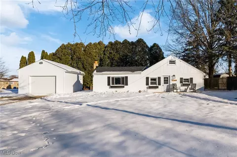 2744 Duane Ave NW, Massillon, OH 44647
