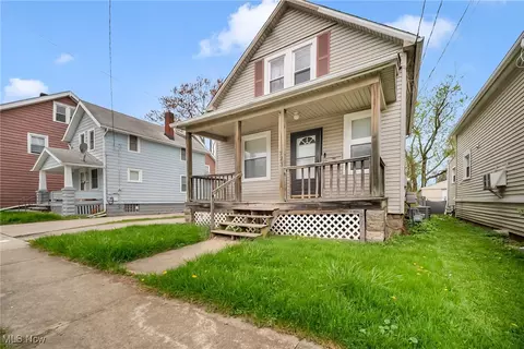 723 E St, Lorain, OH 44052 photo 1