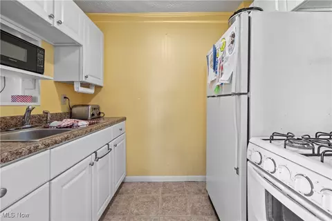 428 Shawnee Pl, Huron, OH 44839 photo 7