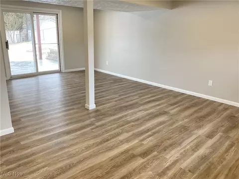 Living - 629 Meadowridge Ave NW, Canton, OH 44708 photo 5 of 5
