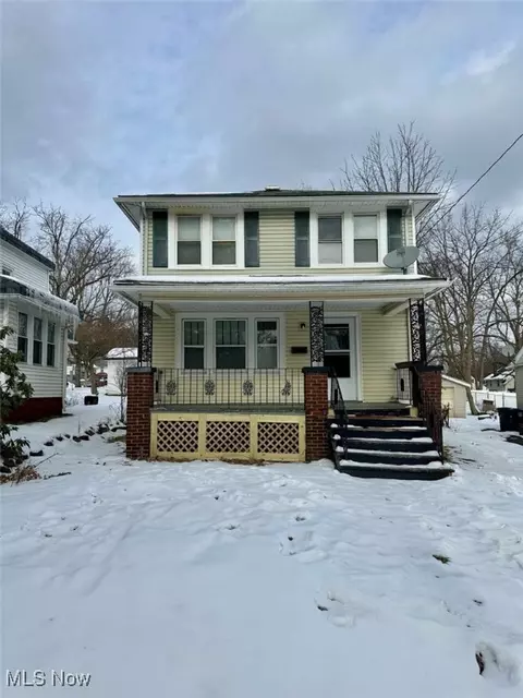 959 Baird St, Akron, OH 44306