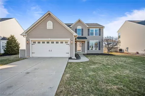 519 Greenfield Ln, Painesville, OH 44077